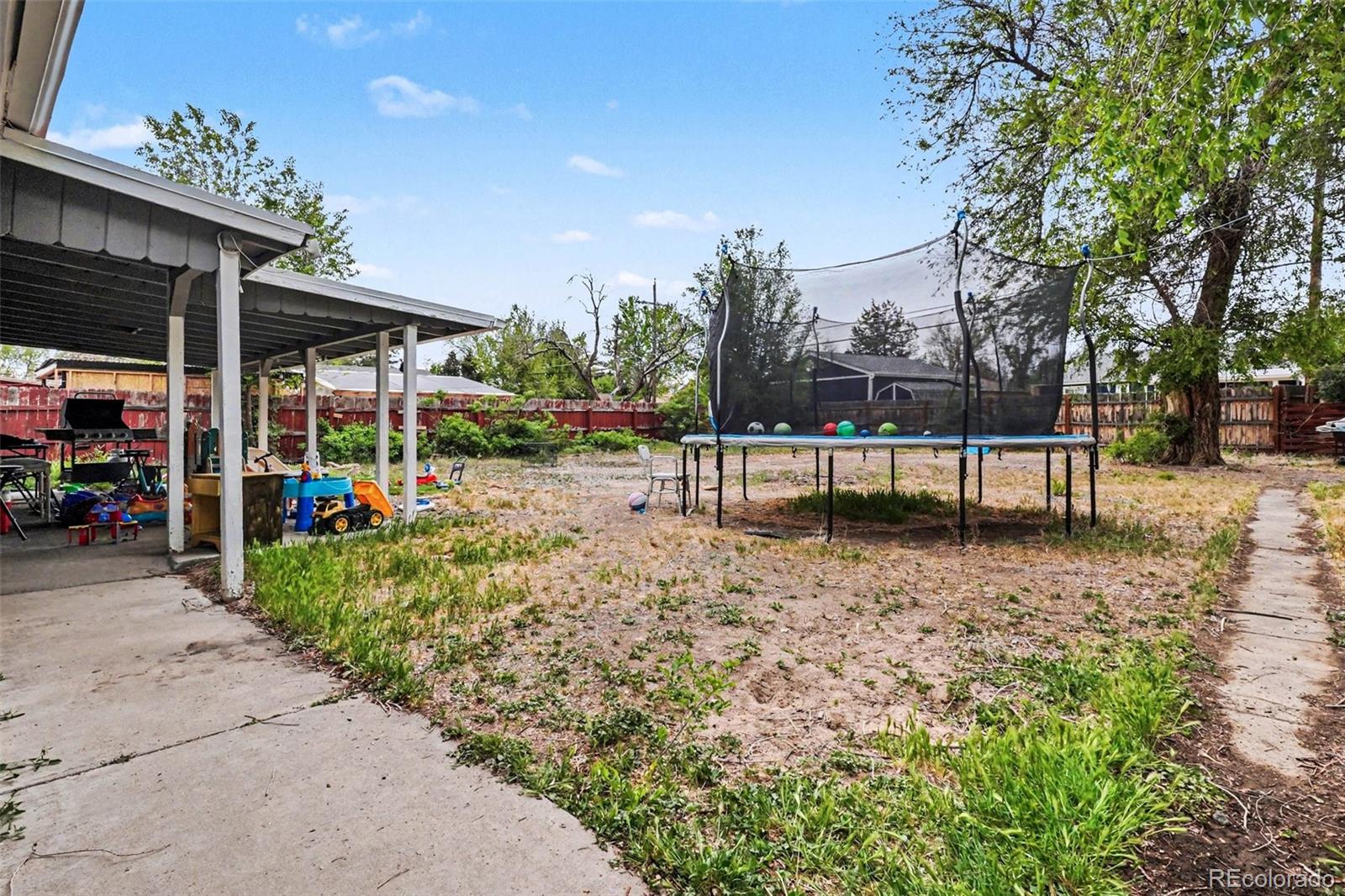 873 Troy Street Aurora CO 80011