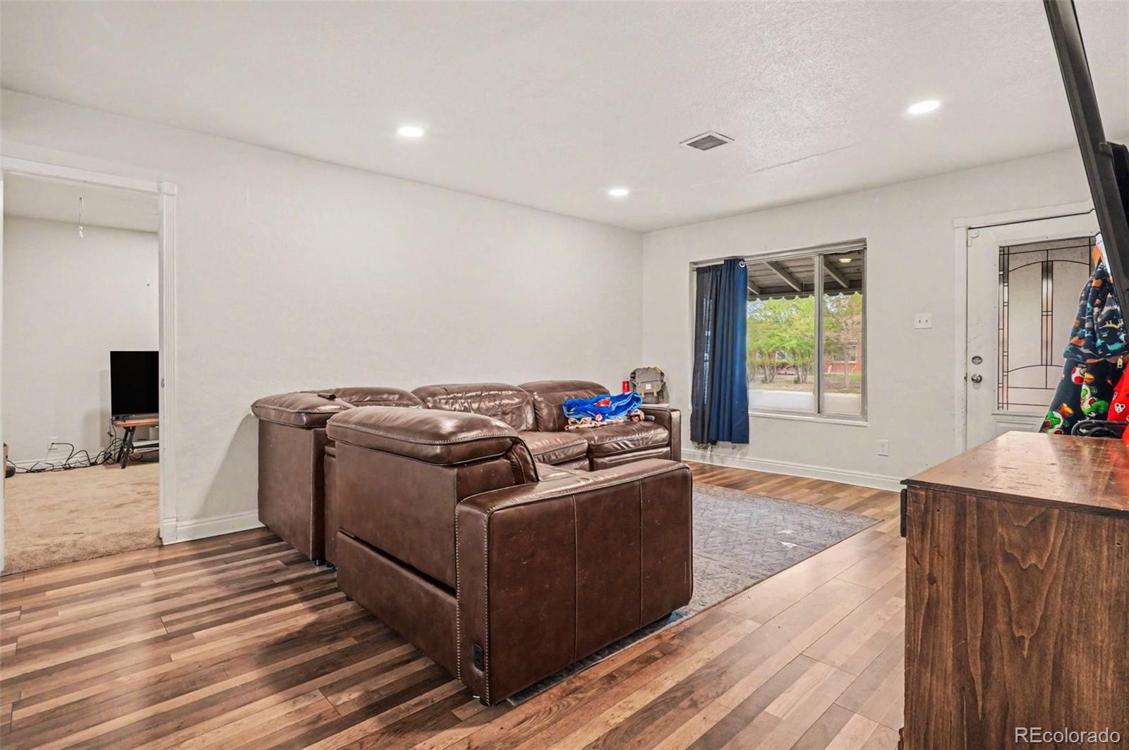 873 Troy Street Aurora CO 80011