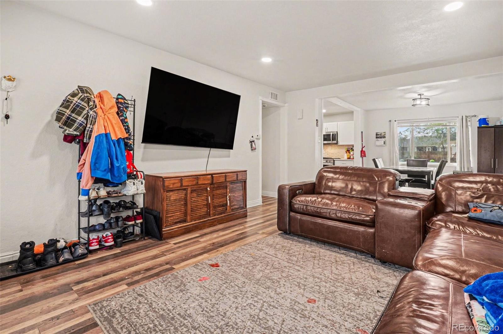 873 Troy Street Aurora CO 80011