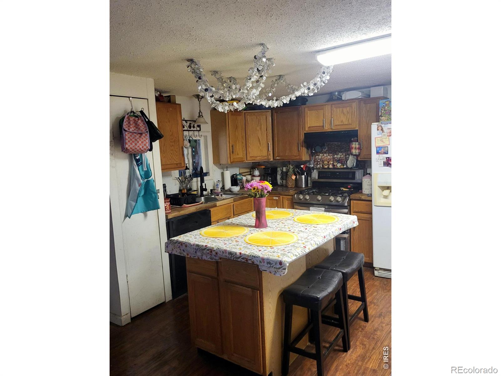 9069 Mandel Street Denver CO 80260
