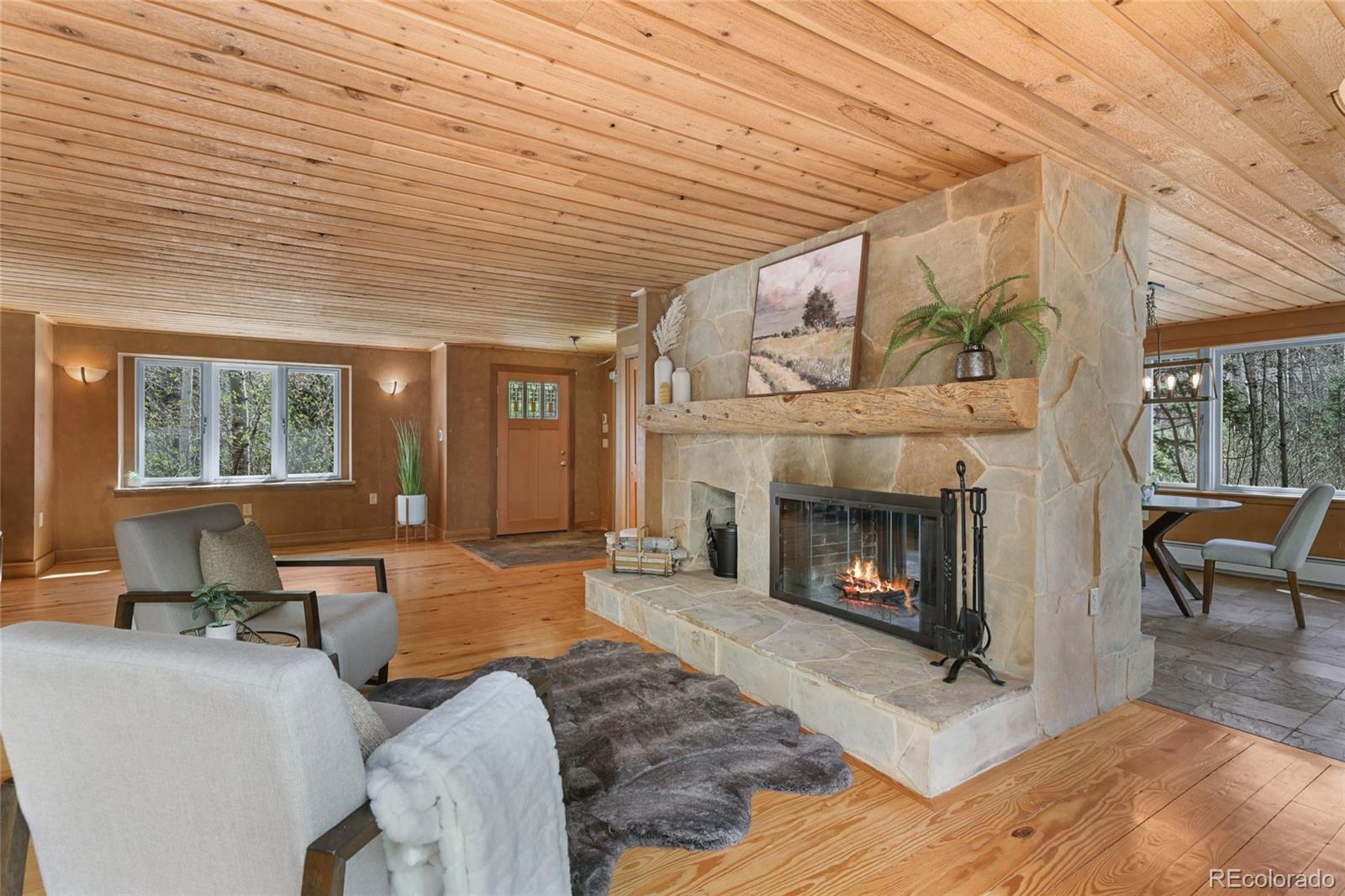 746 Riverside Drive Lyons CO 80540