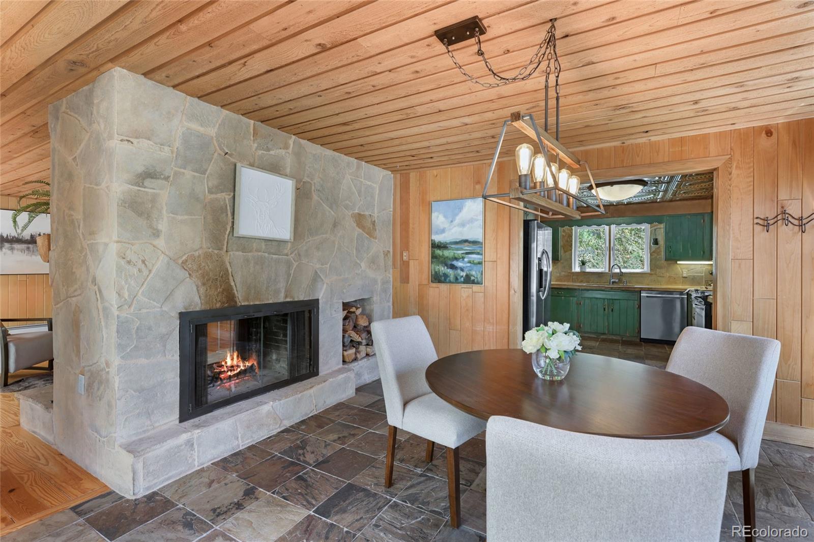 746 Riverside Drive Lyons CO 80540