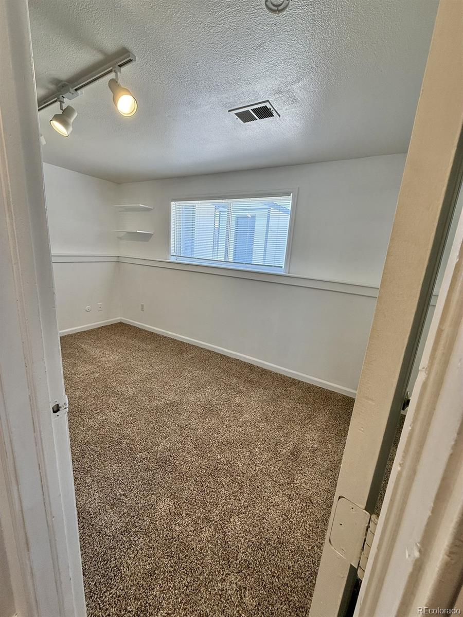 1865 S Ivory Court Aurora CO 80017