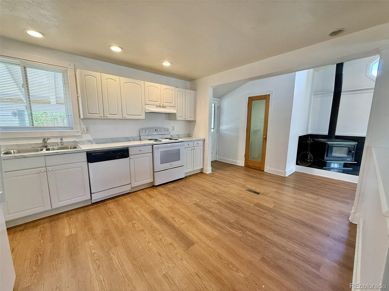 1865 S Ivory Court Aurora CO 80017