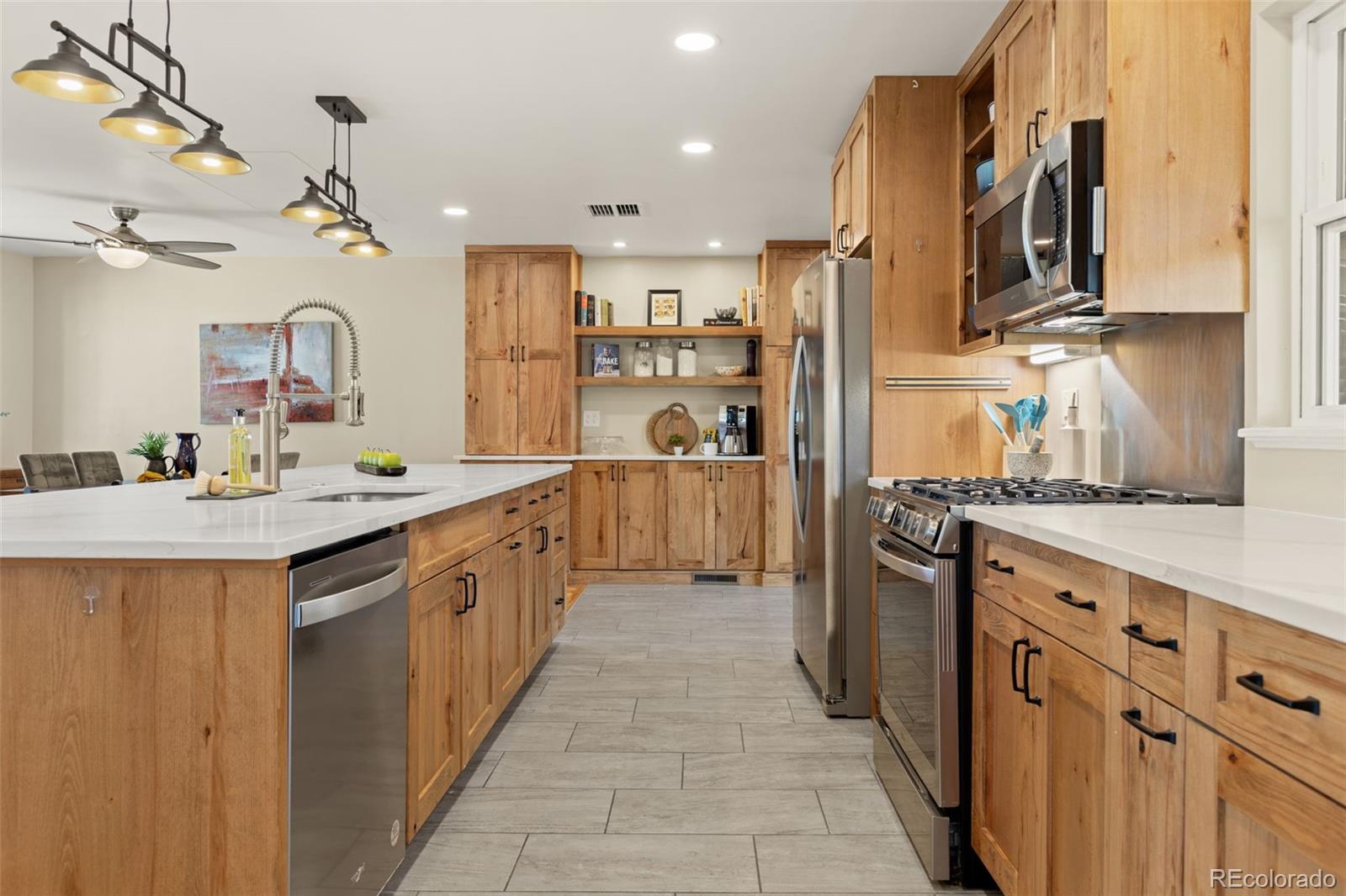 1157 Kingston Street Aurora CO 80010