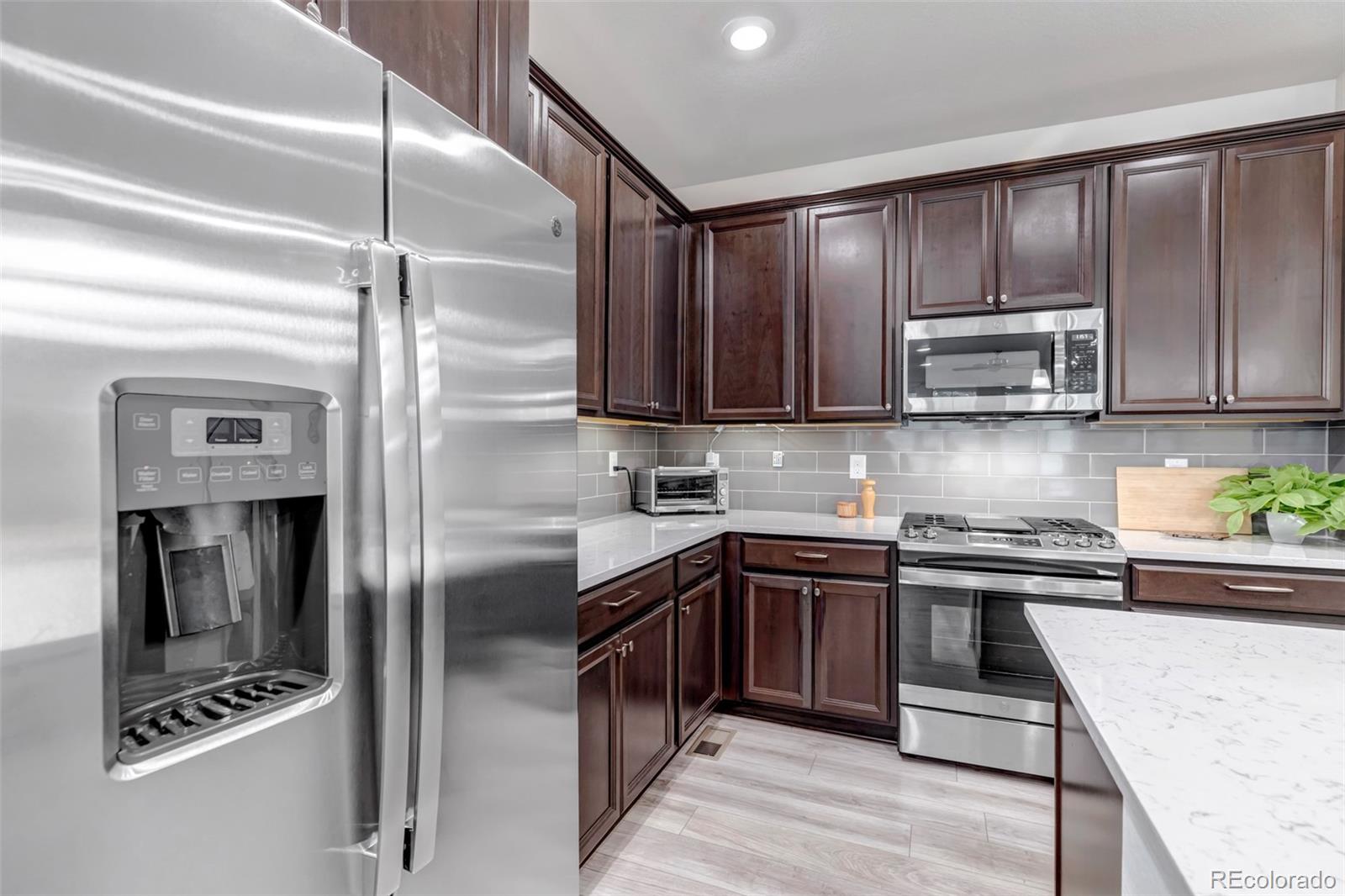 8049 S Jackson Gap Street Aurora CO 80016