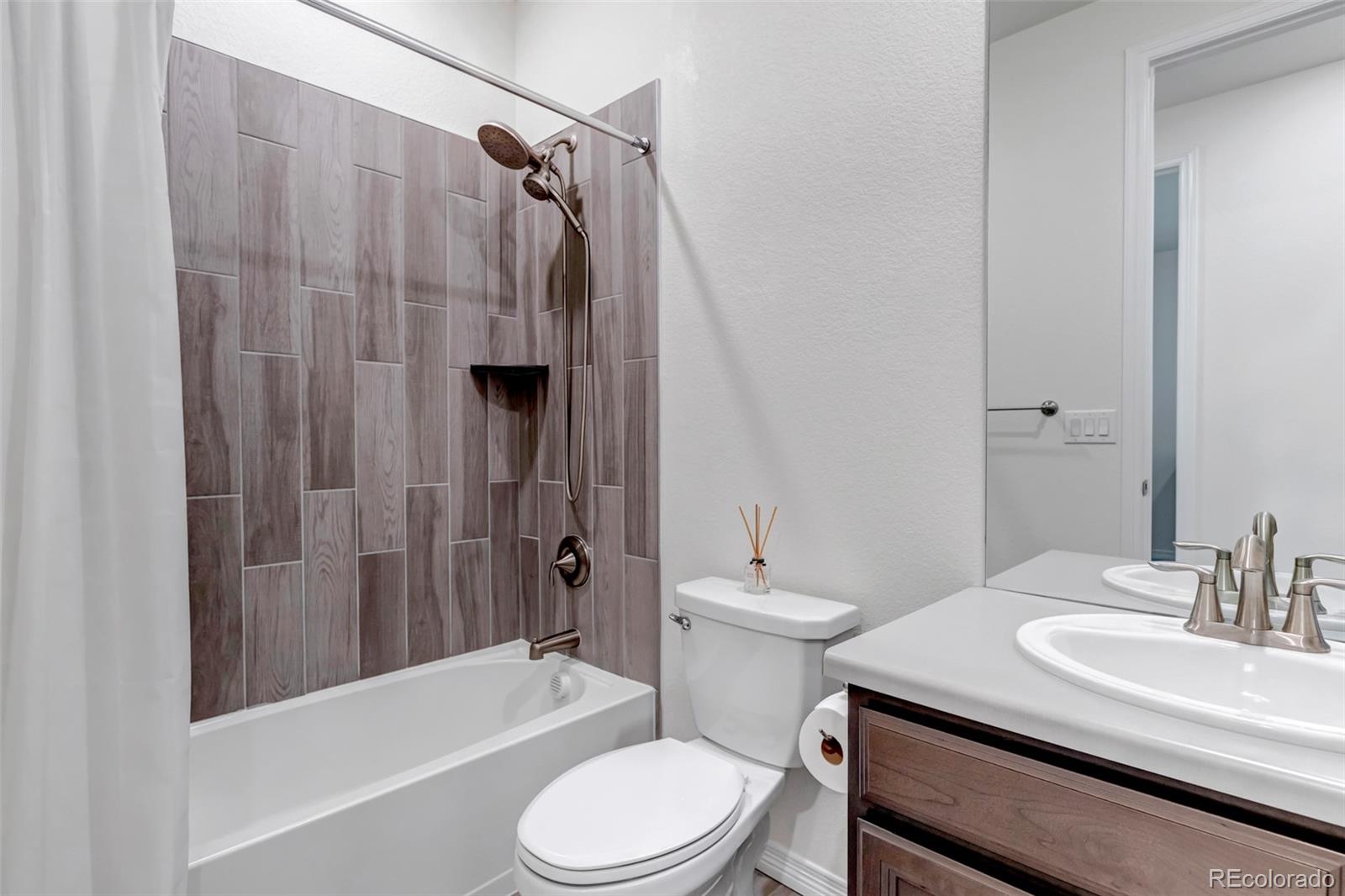 8049 S Jackson Gap Street Aurora CO 80016
