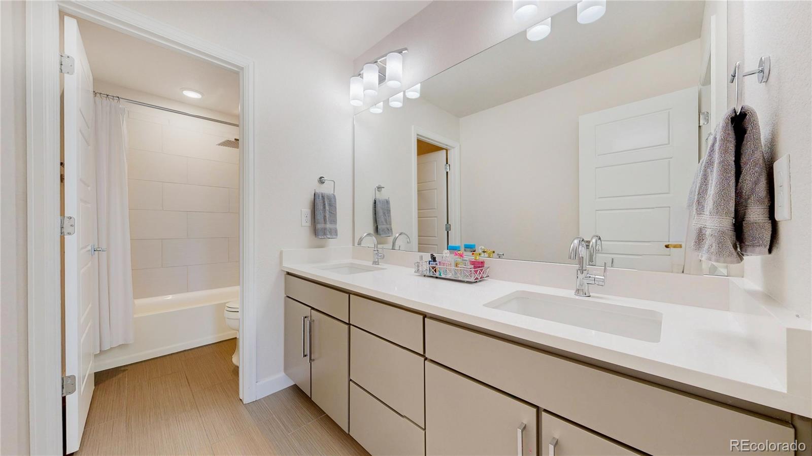 27615 E Geddes Place Aurora CO 80016