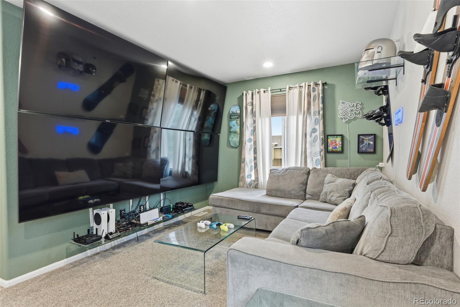 10178 Uravan Street Commerce City CO 80022