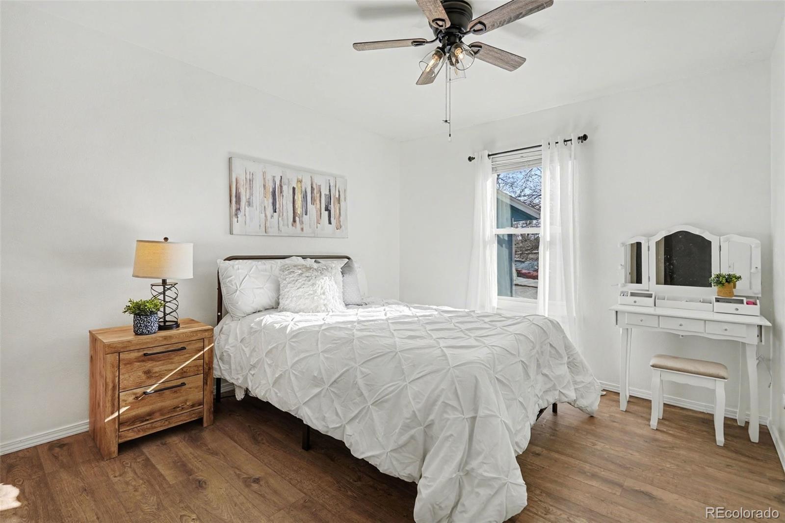 1632 S Rifle Street Aurora CO 80017