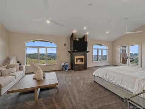 4213 Nambe Road Indian Hills CO 80454