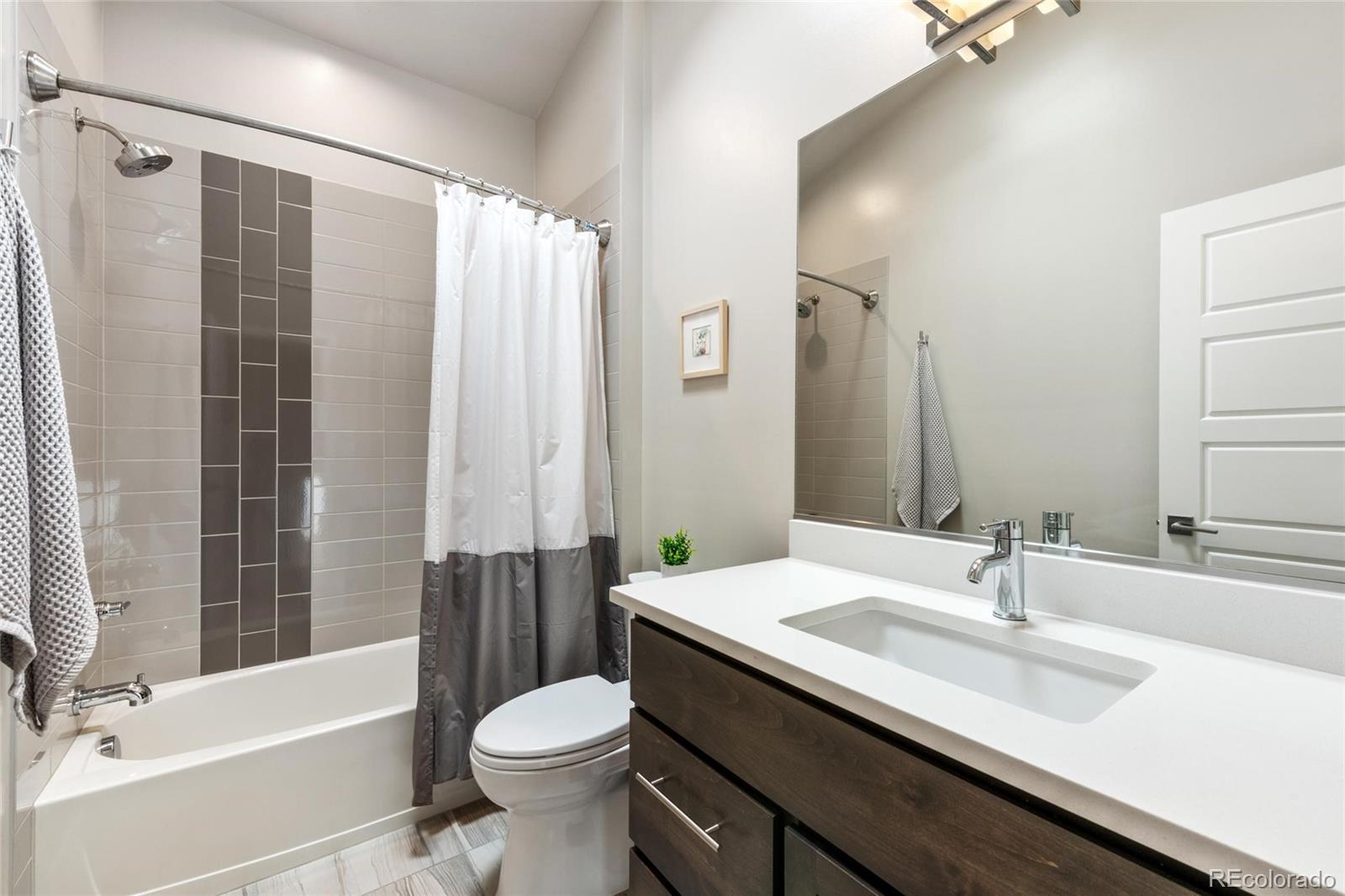 4136 King Street Denver CO 80211