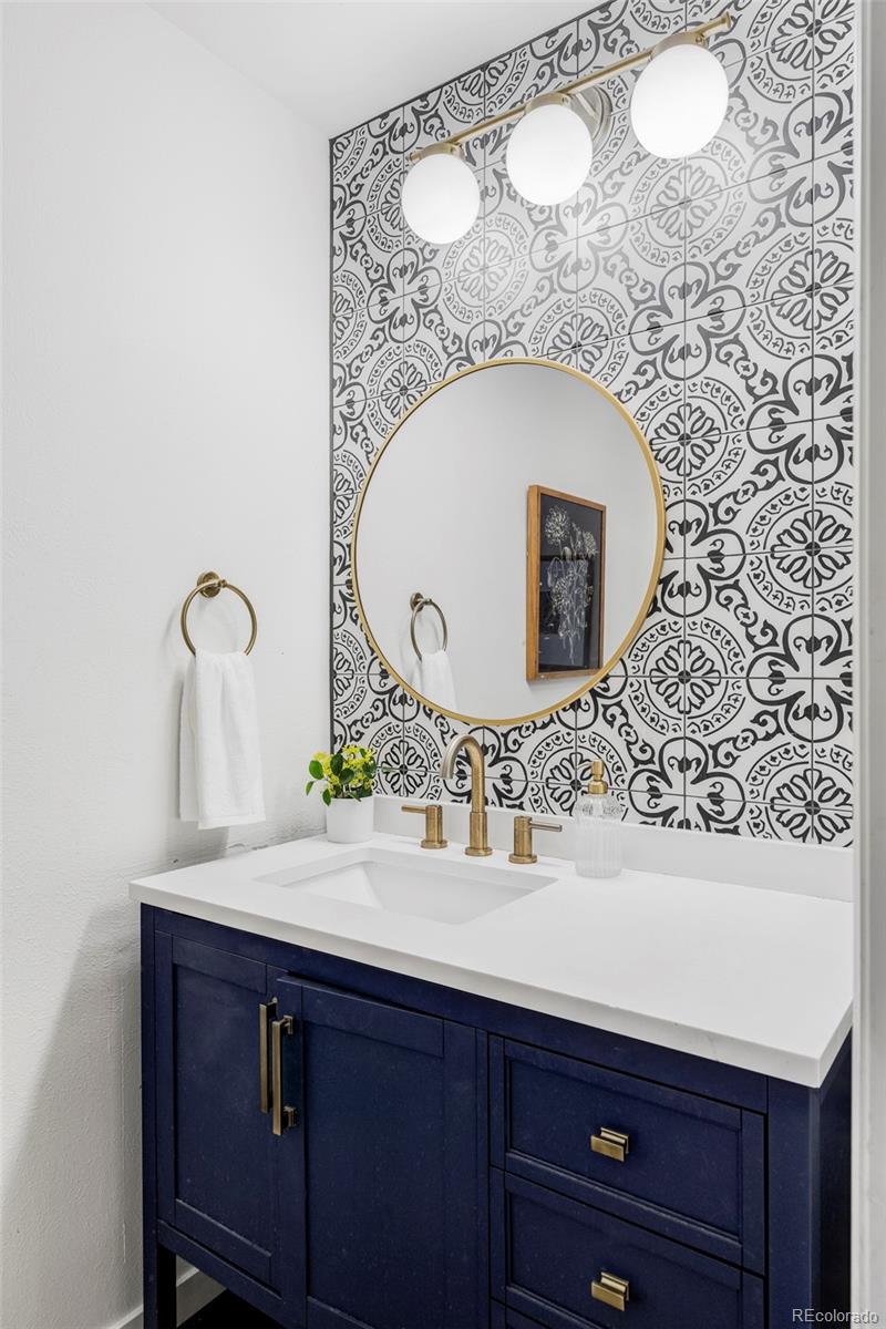 1129 S Kittredge Street Aurora CO 80017
