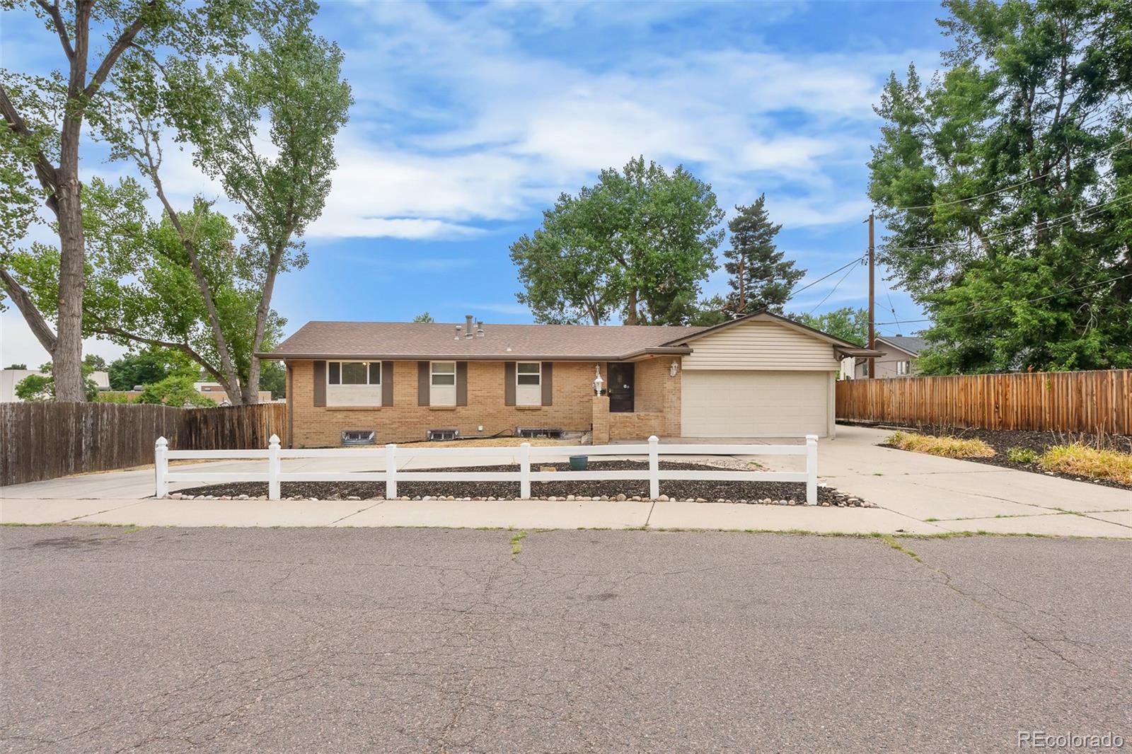 561 S Niagara Street Denver CO 80224