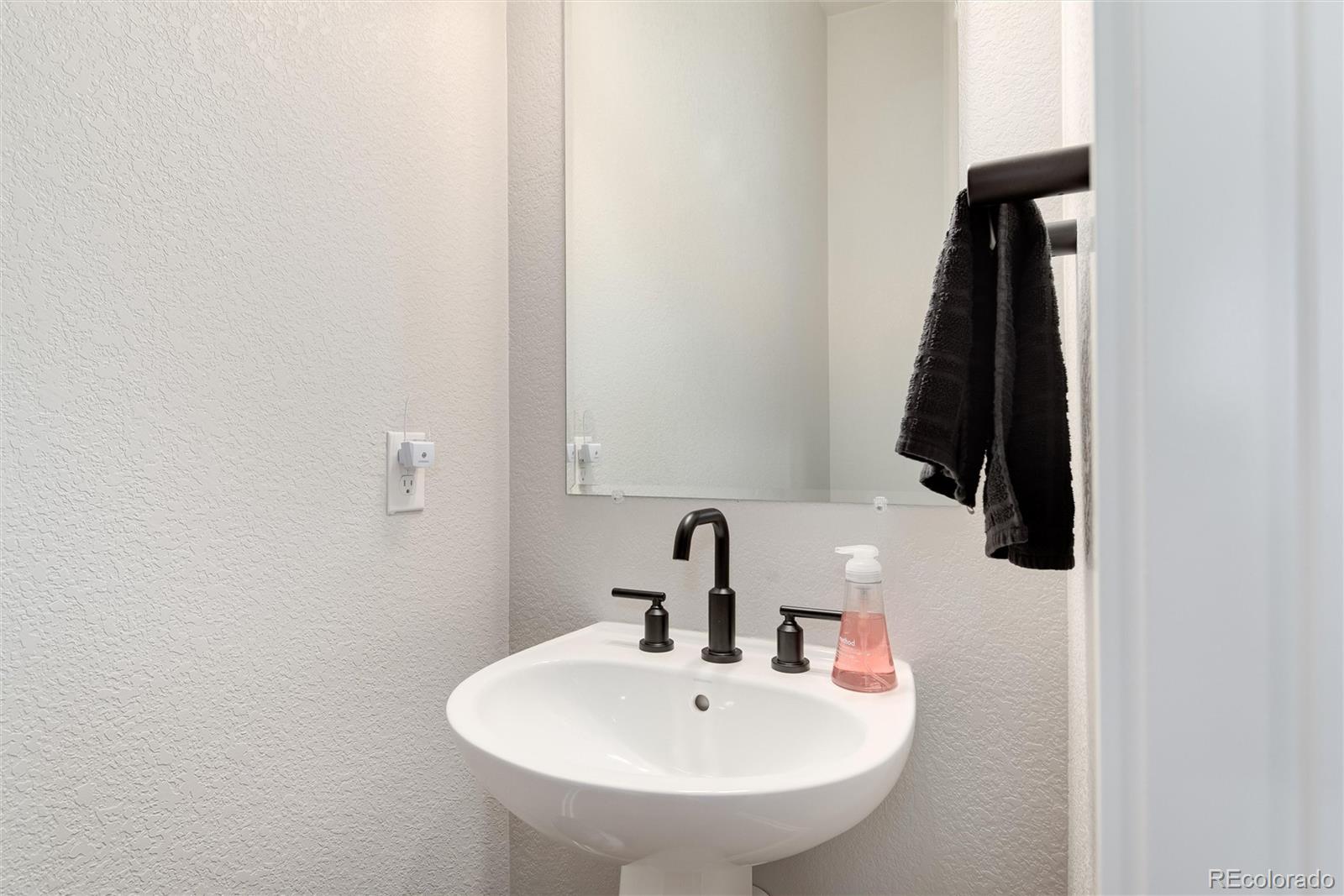 16568 Shoshone Street Broomfield CO 80023