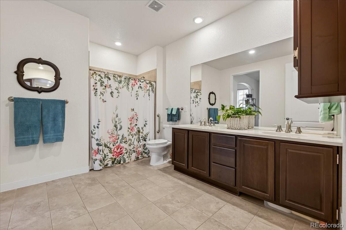 14276 Glencoe Street Thornton CO 80602