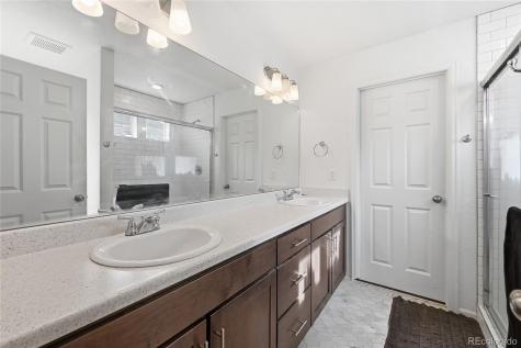 4073 N Quatar Court Aurora CO 80019