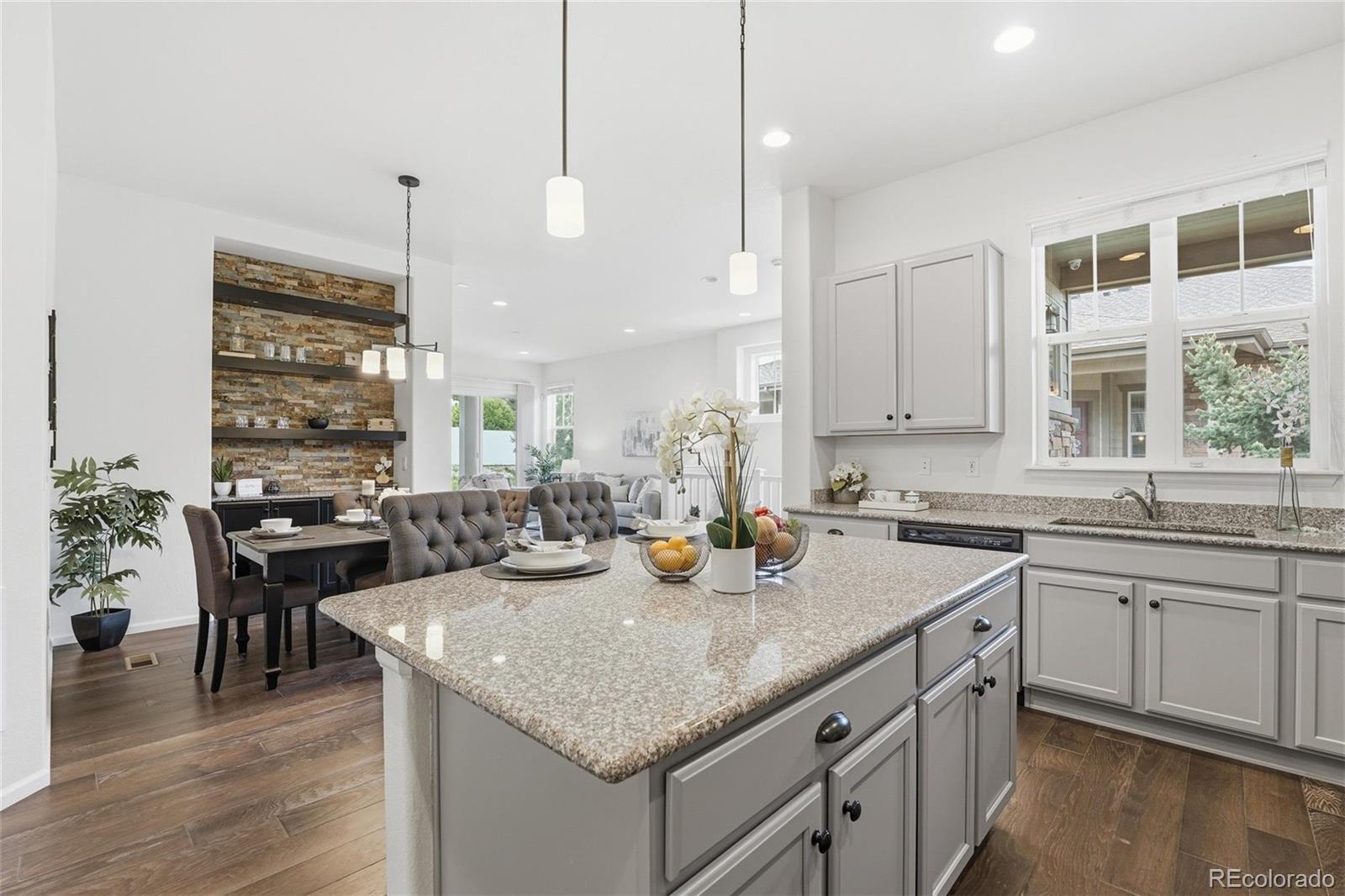 6907 W Jewell Drive Lakewood CO 80227