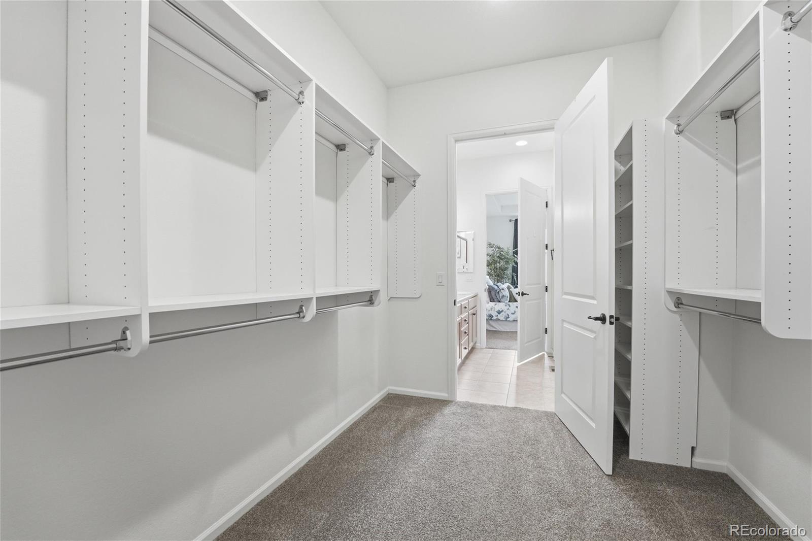 6907 W Jewell Drive Lakewood CO 80227