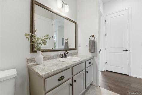 6907 W Jewell Drive Lakewood CO 80227