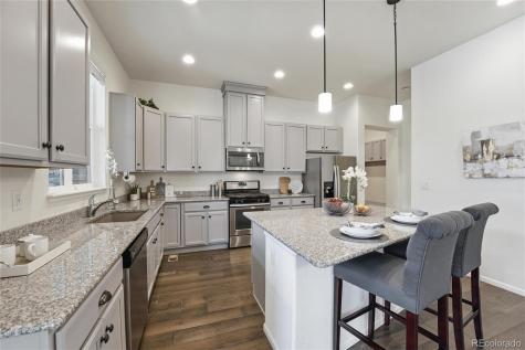 6907 W Jewell Drive Lakewood CO 80227