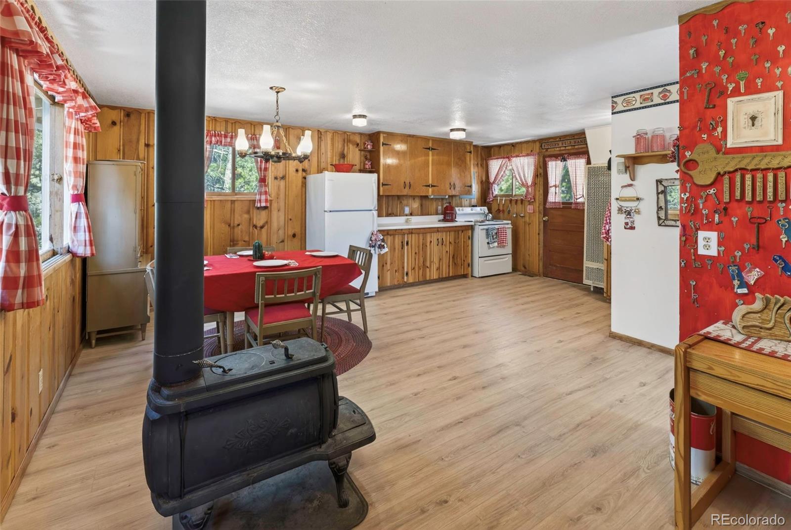 34028 Lyttle Dowdle Drive Golden CO 80403