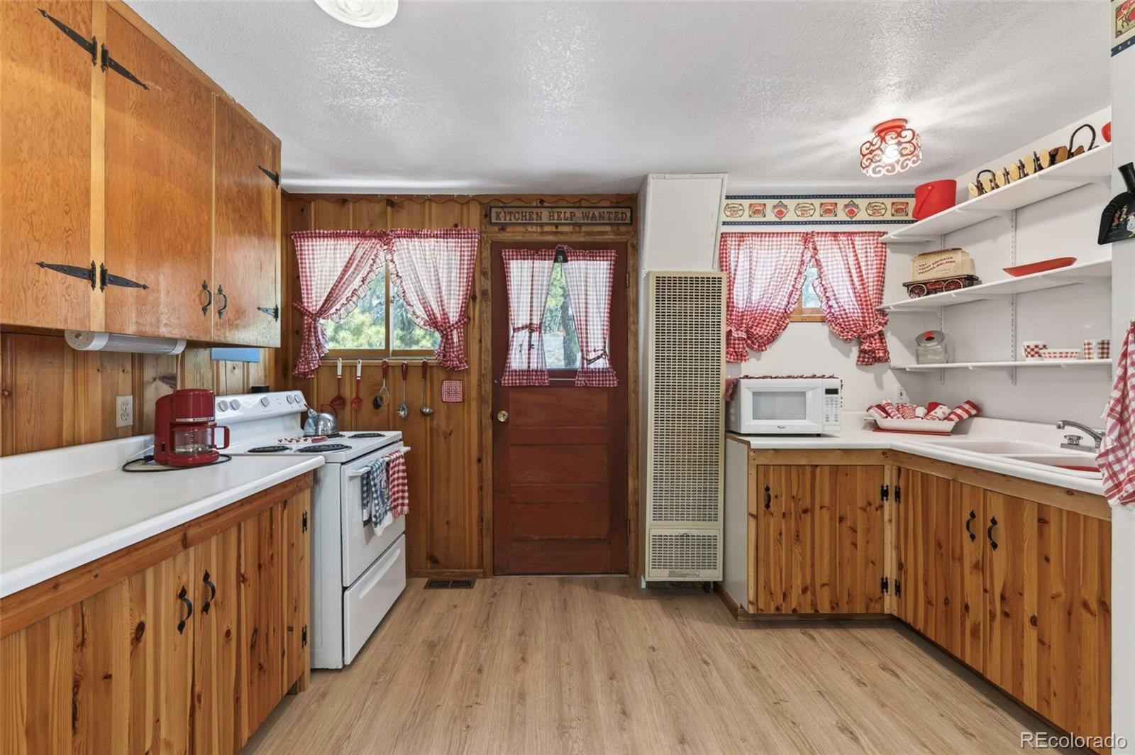 34028 Lyttle Dowdle Drive Golden CO 80403