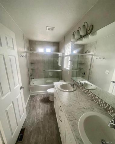 237 S Old Hammer Street Aurora CO 80018