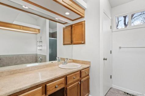 3819 S Waco Street Aurora CO 80013