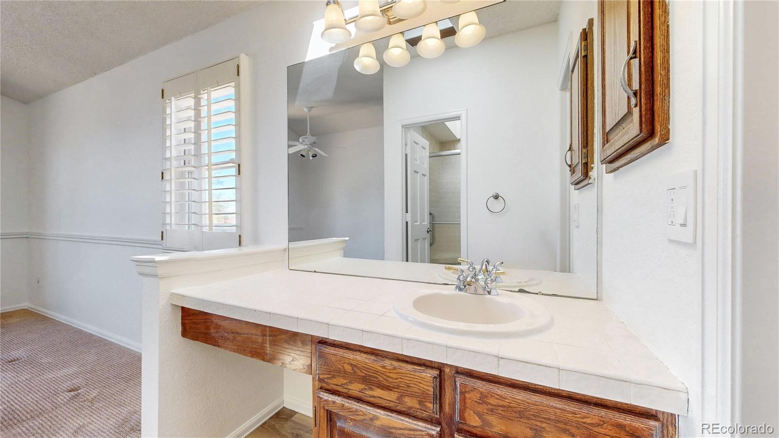 2186 S Telluride Court Aurora CO 80013