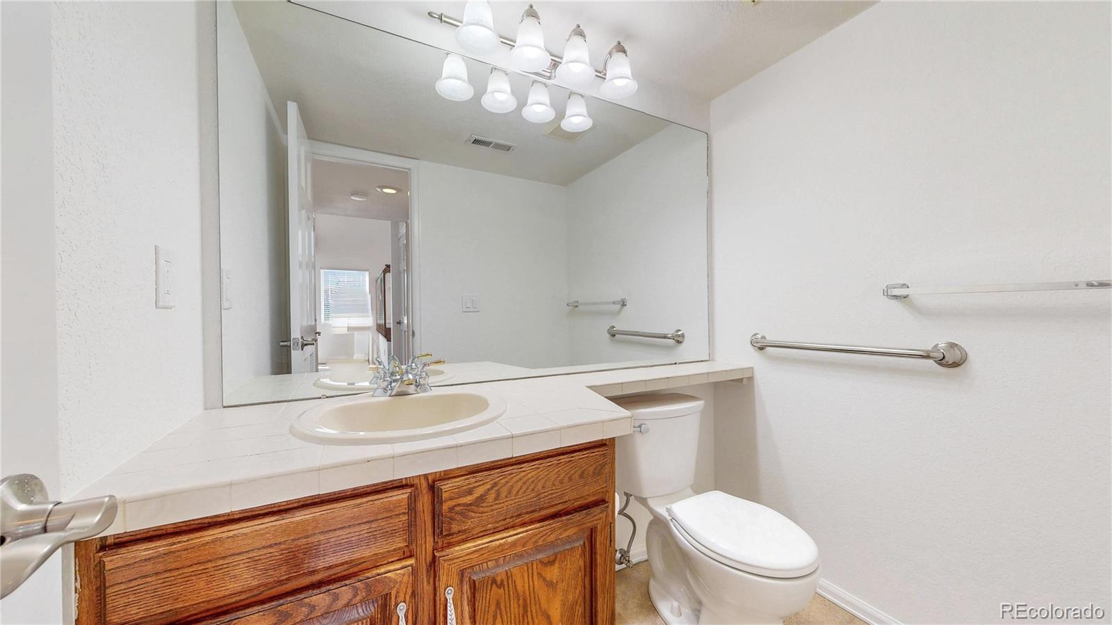 2186 S Telluride Court Aurora CO 80013