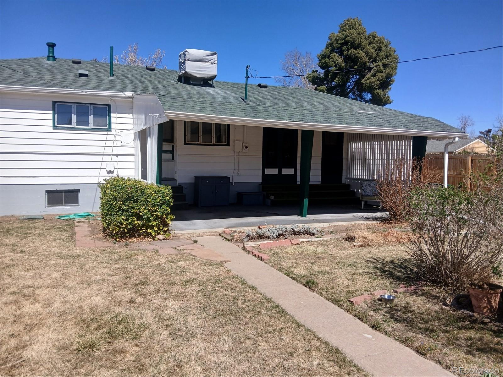 10090 E Lowry Place Aurora CO 80010