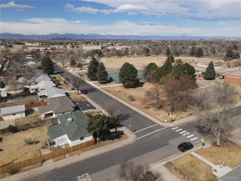 10090 E Lowry Place Aurora CO 80010