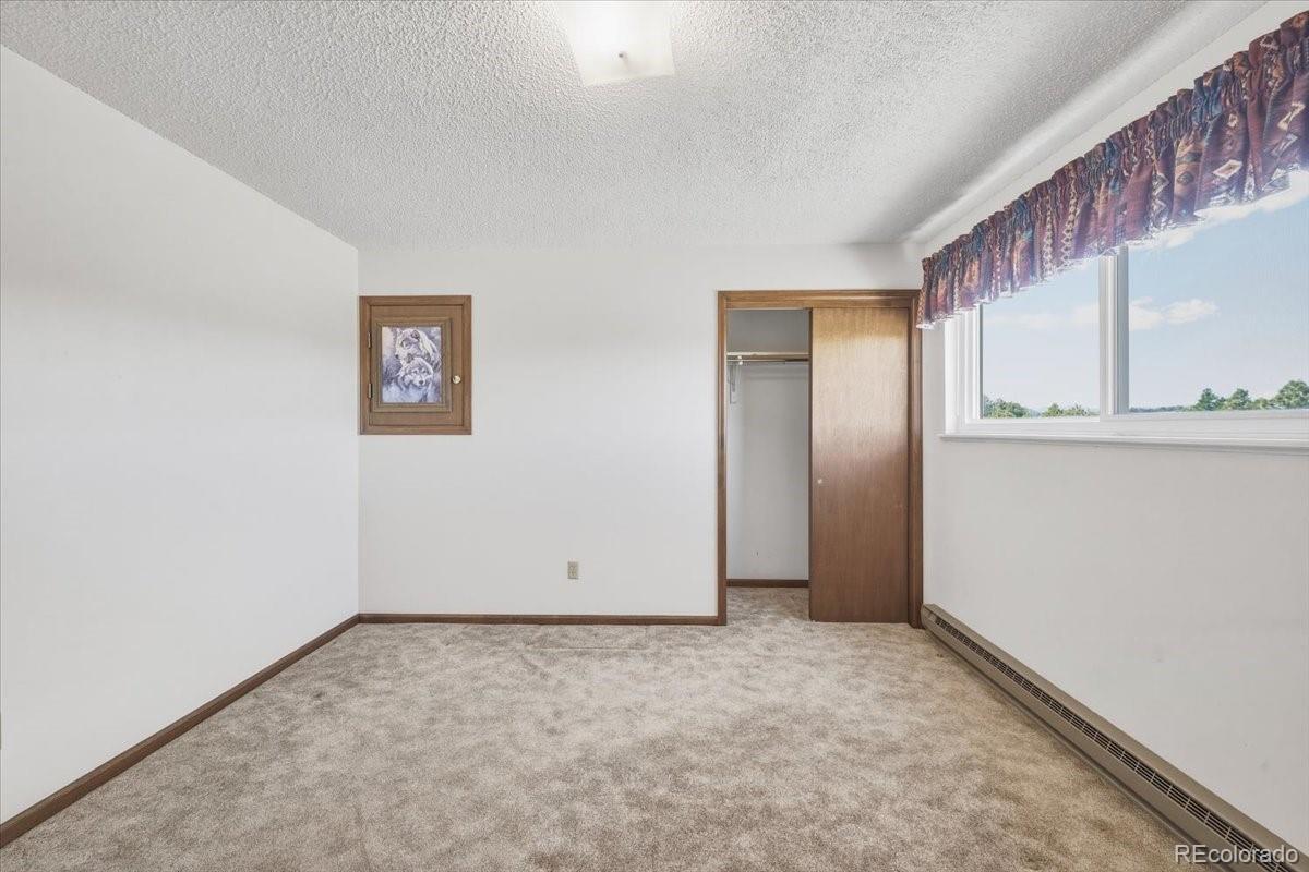 12720 Mesa View Road Larkspur CO 80118