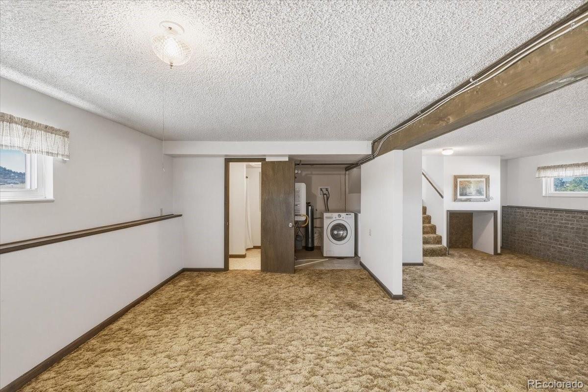 12720 Mesa View Road Larkspur CO 80118