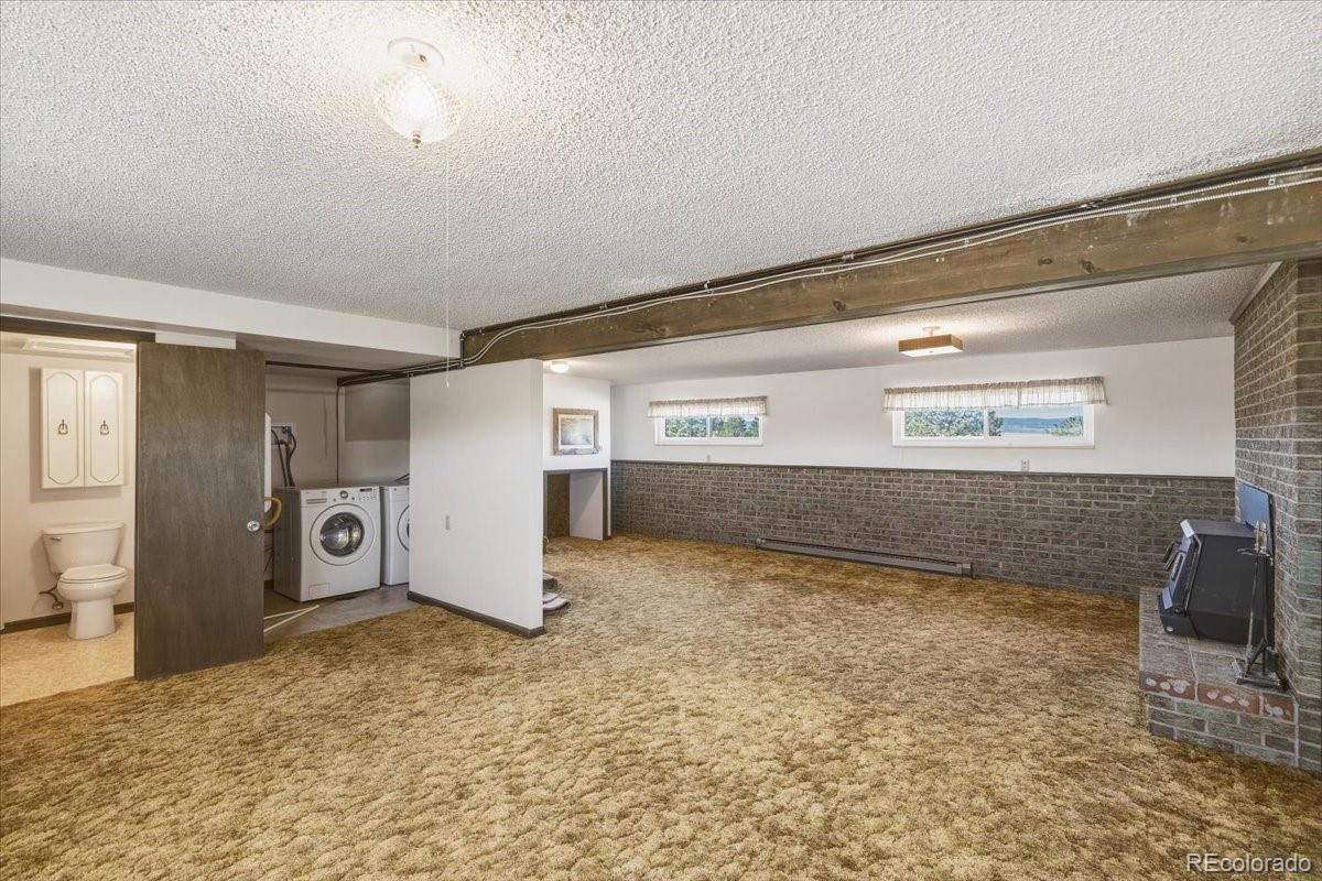 12720 Mesa View Road Larkspur CO 80118