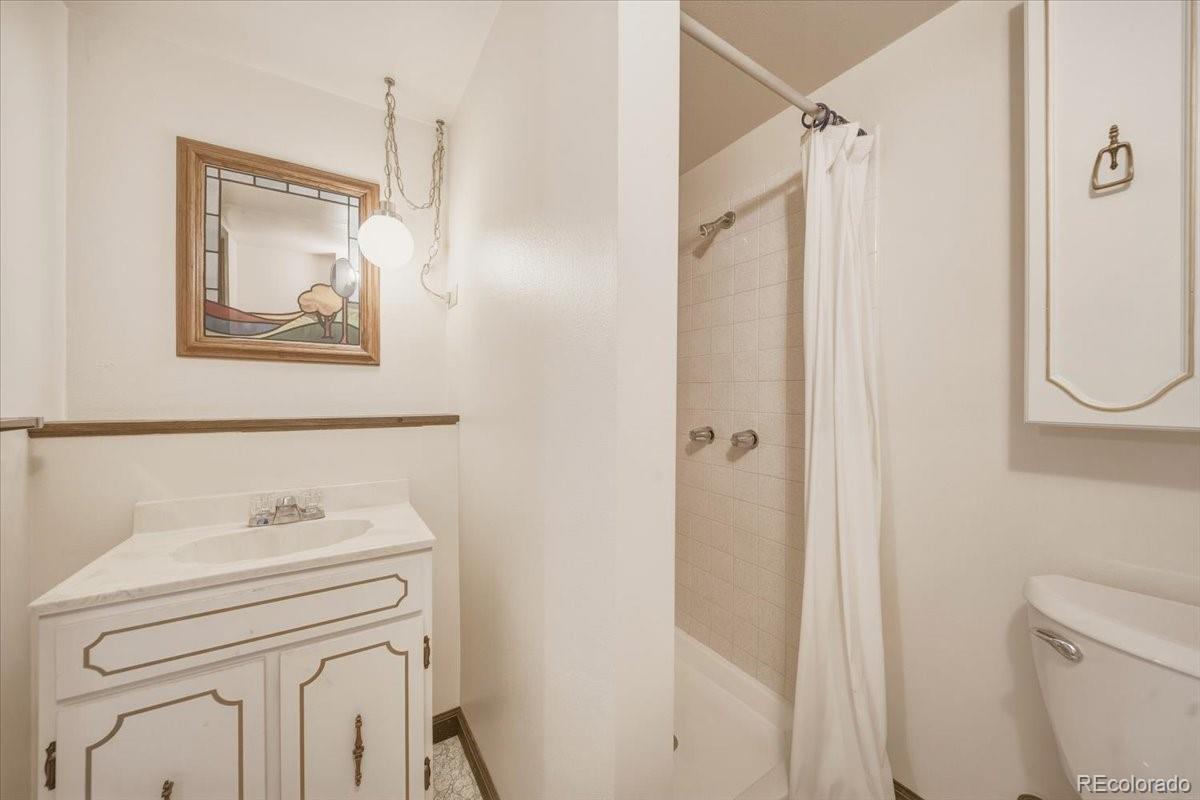 12720 Mesa View Road Larkspur CO 80118