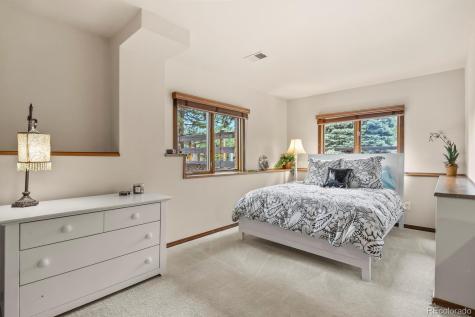 2 Porcupine Lane Littleton CO 80127