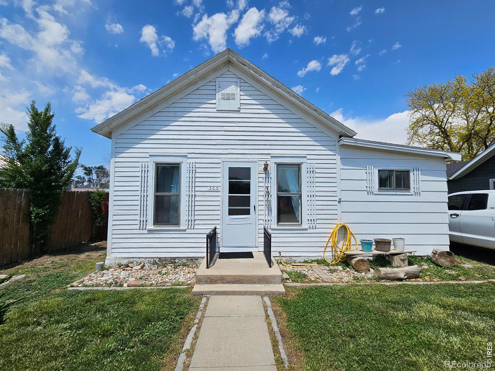 305 W 1st Avenue Iliff CO 80736