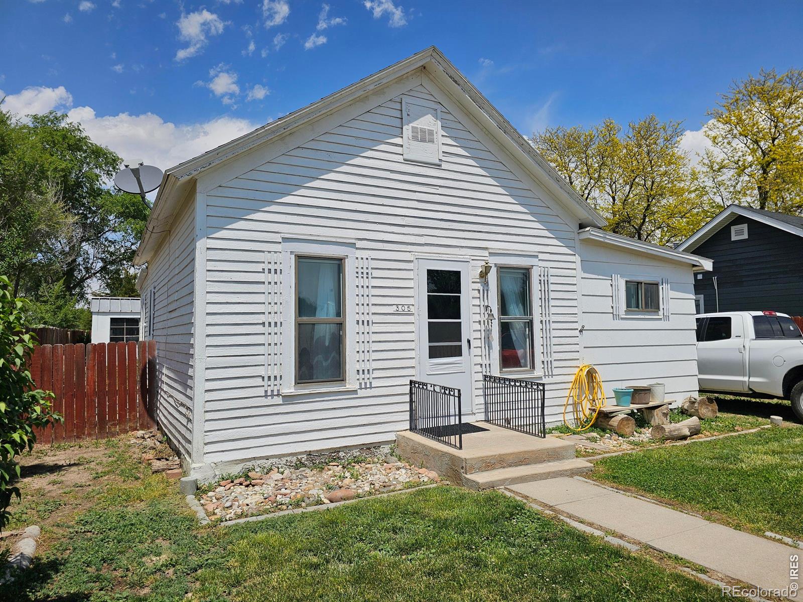 305 W 1st Avenue Iliff CO 80736