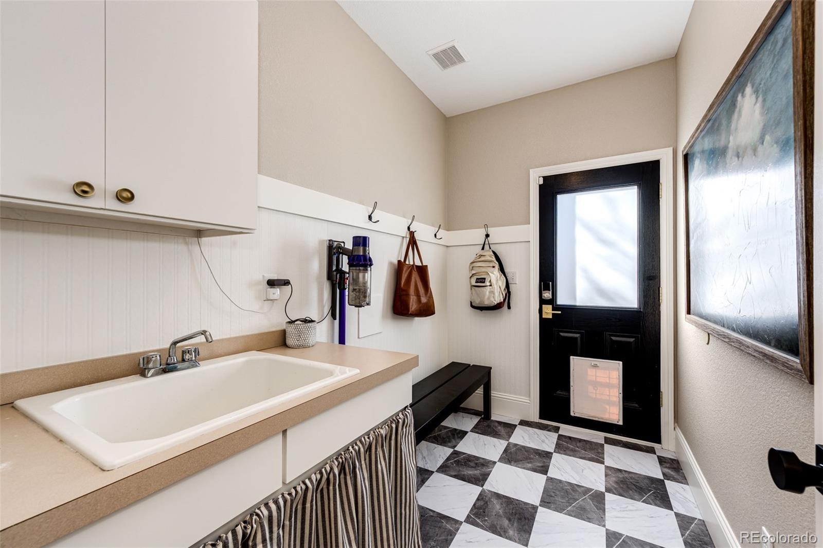6163 S Ouray Way Aurora CO 80016