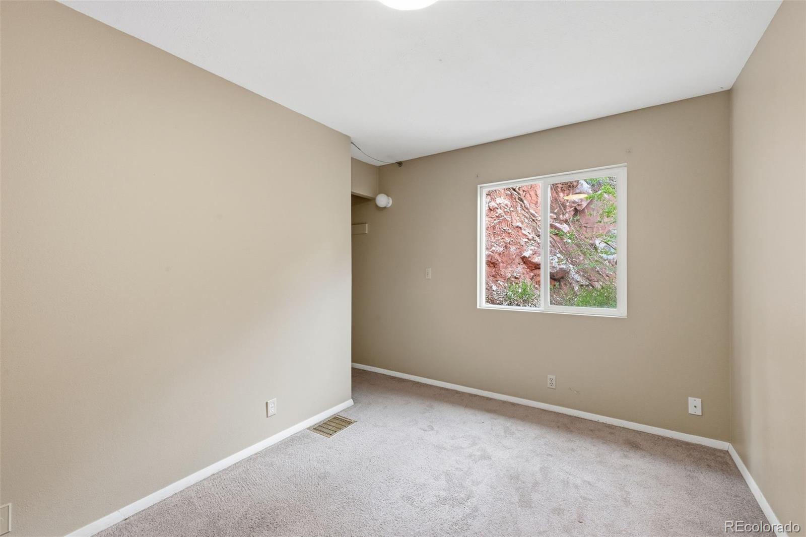 68 Minnehaha Avenue Manitou Springs CO 80829