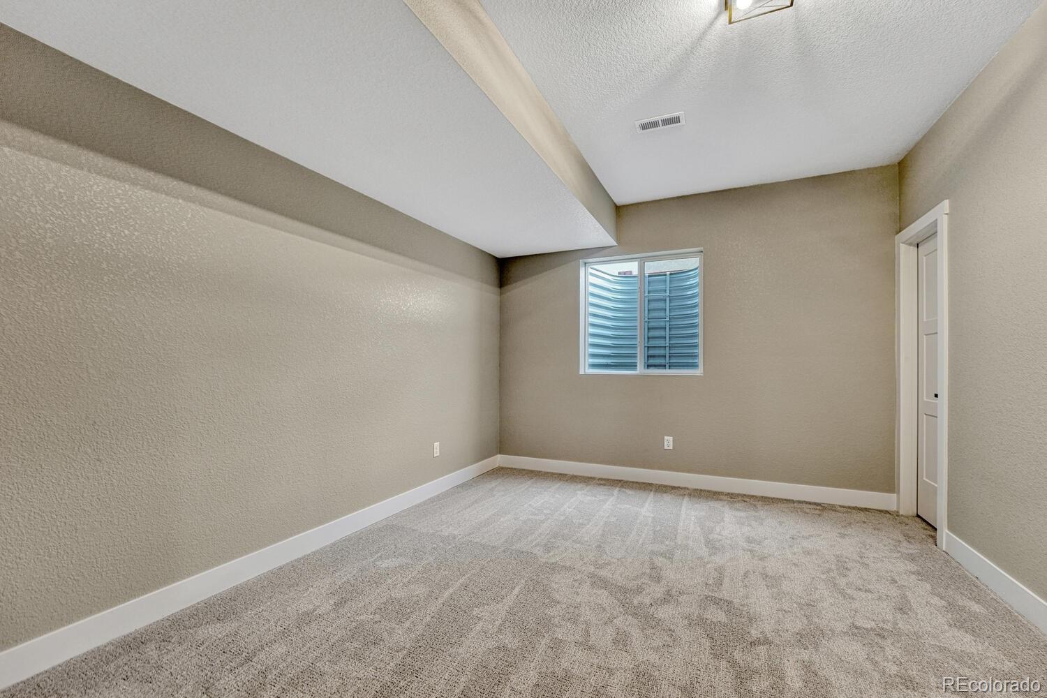 10090 Manhattan Drive Colorado Springs CO 80924