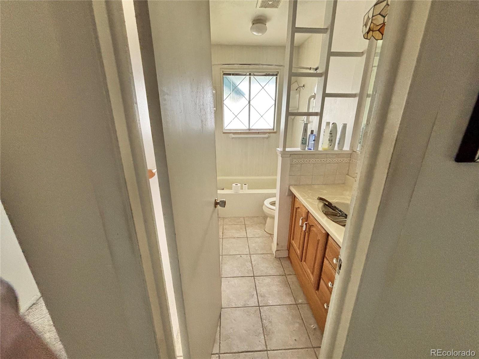 7600 S Kit Carson Drive Centennial CO 80122