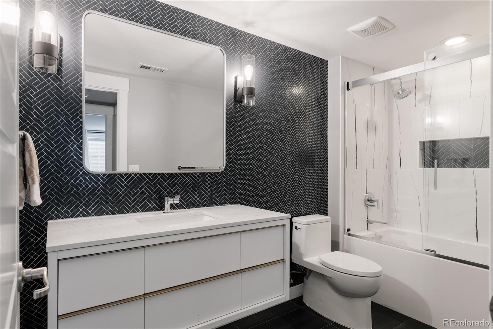 8002 E 50th Drive Denver CO 80238