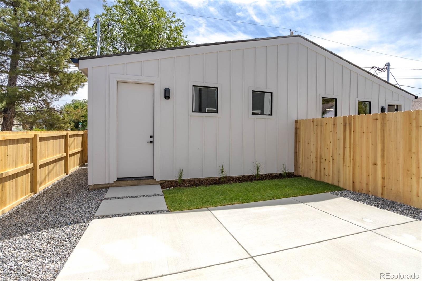 2404 S Cherokee Street Denver CO 80223