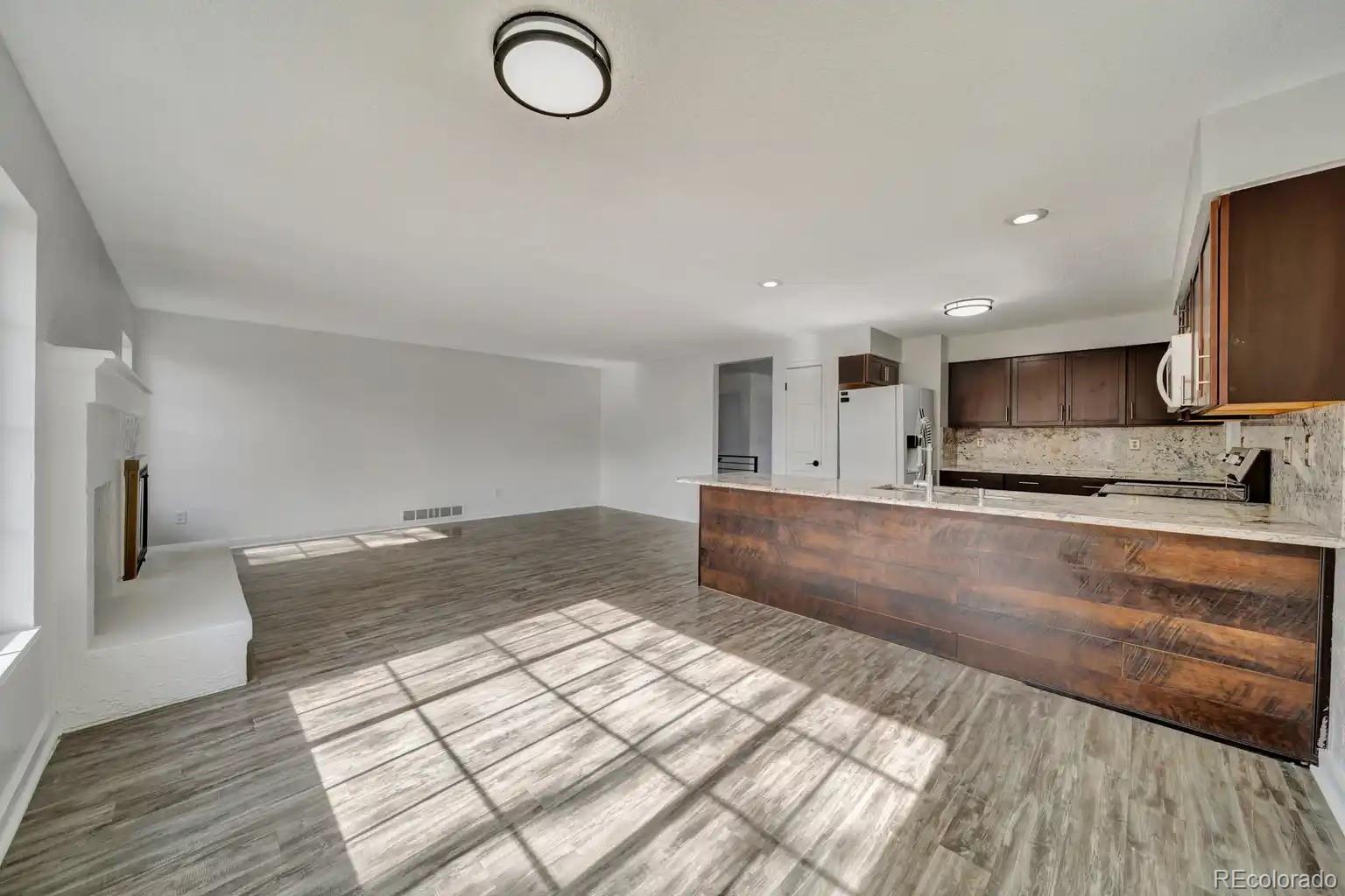 4666 Freeport Way Denver CO 80239