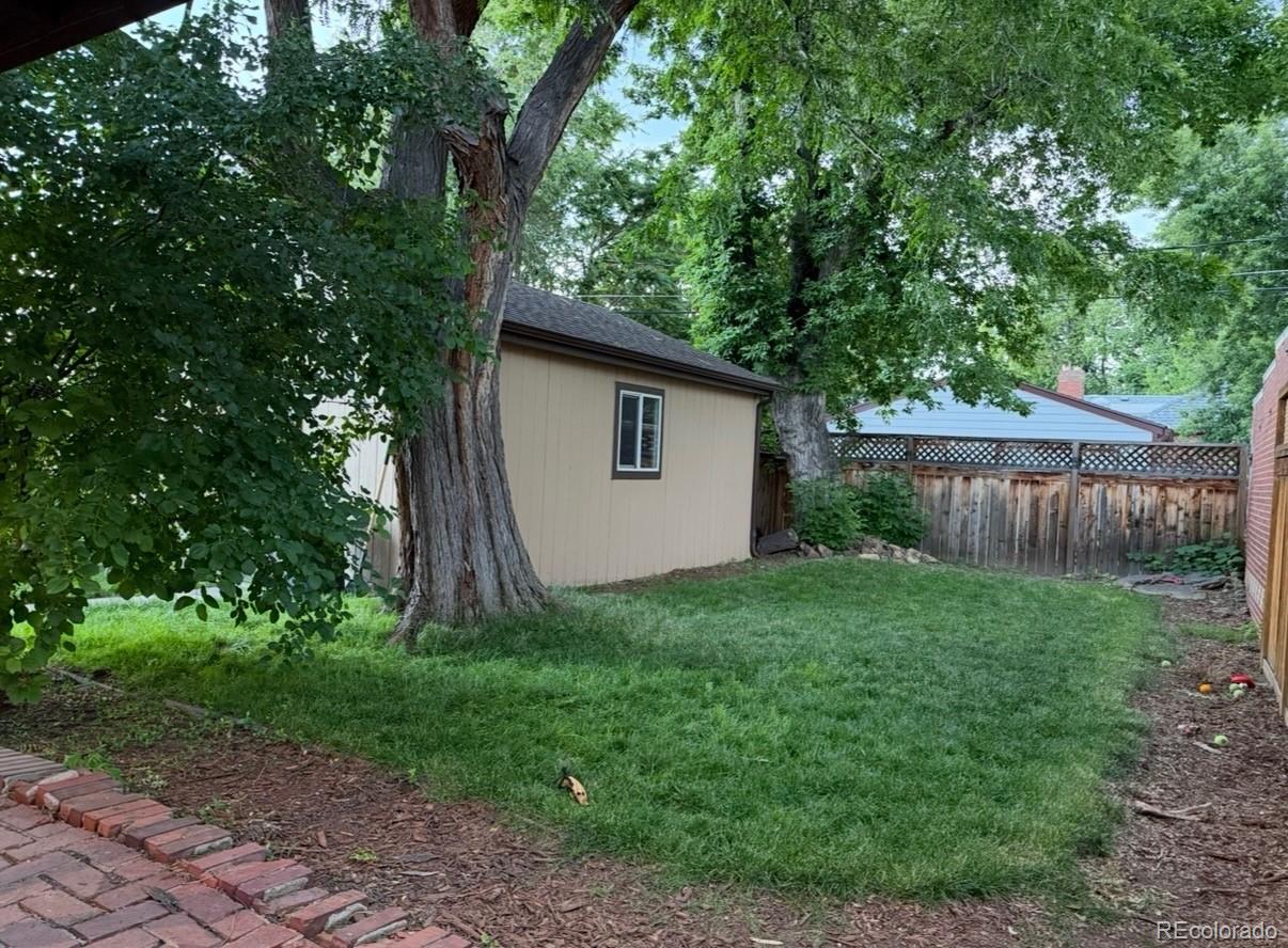 1525 Holly Street Denver CO 80220