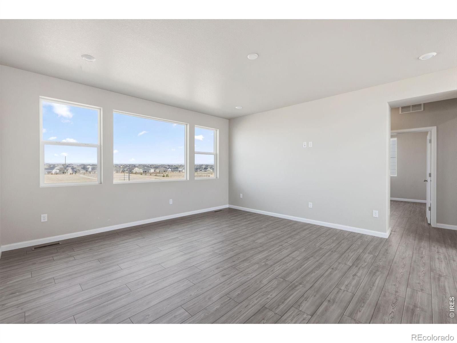 24317 E River Front Drive Aurora CO 80019