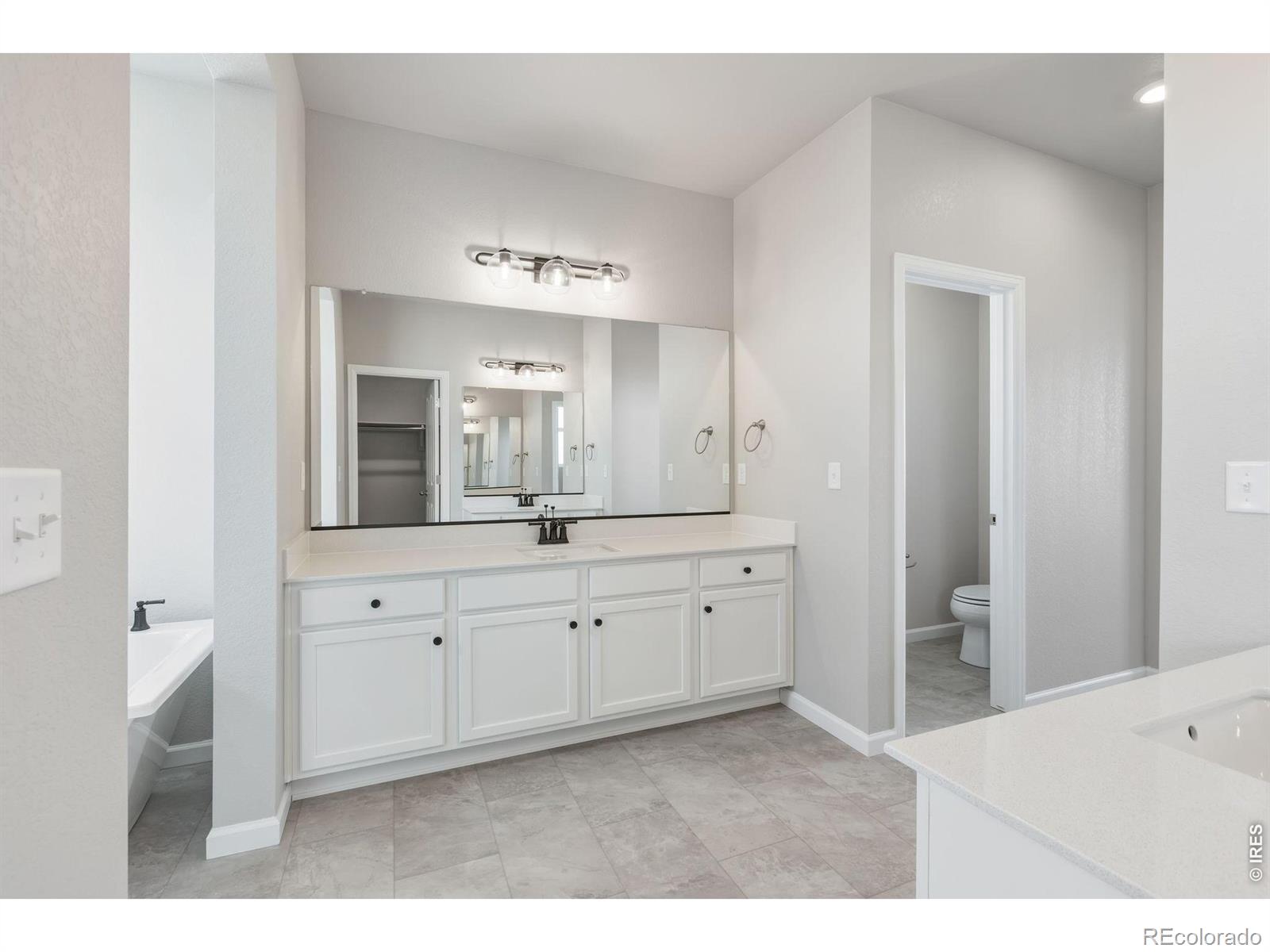 24317 E River Front Drive Aurora CO 80019